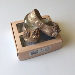 Baby Bloch size 3 baby shoes.